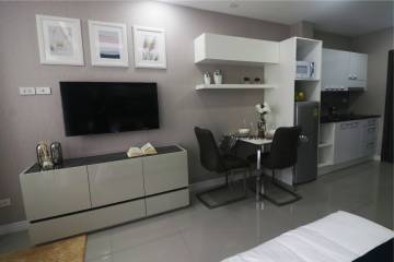 Studio 22SQM Siam Oriental Star