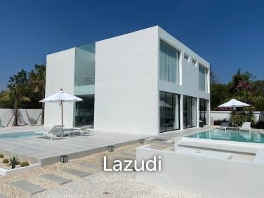 4 Bed 5 Bath Villa For Sale