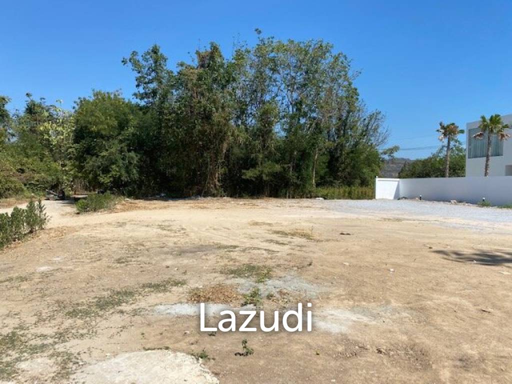 Beautifully designed brand new 4 Bed 2 storey pool villa on large land plot