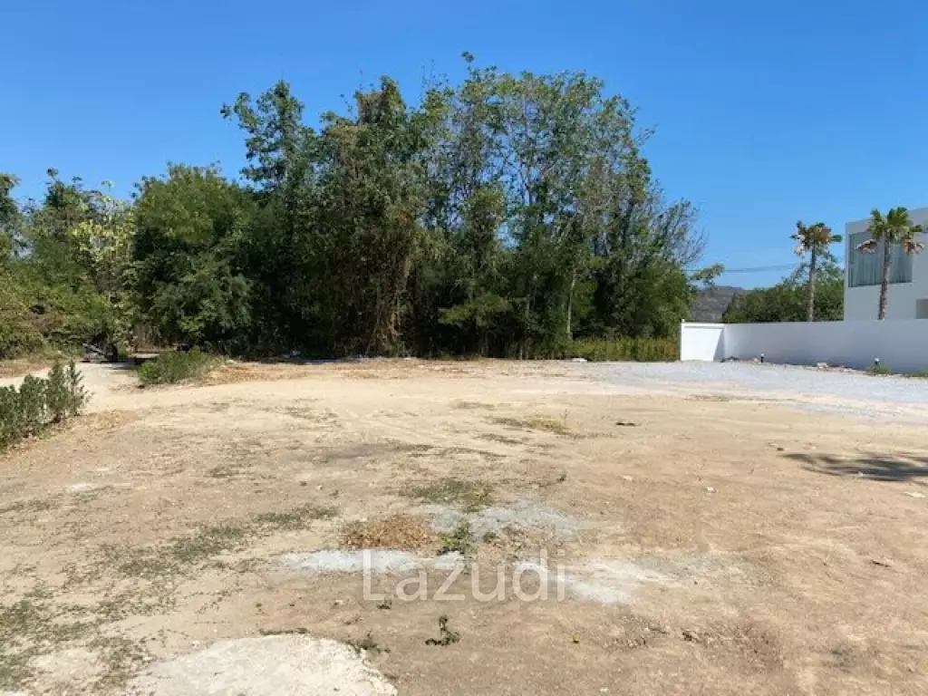 Beautifully designed brand new 4 Bed 2 storey pool villa on large land plot