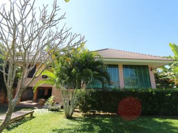 Furnished two bedroom house with large garden