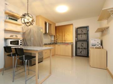 3 bedroom townhouse at Pajaree Village, Nong Khwai