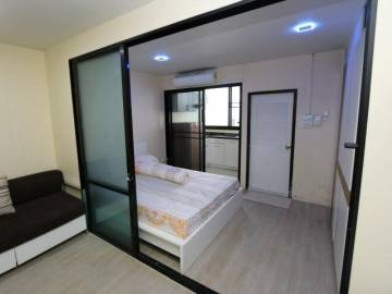103 Condominium Soi 12 Nimmanhaeminda Road