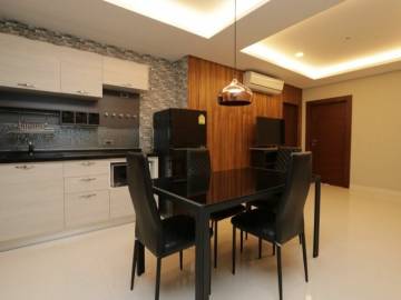Rent at UHOME Apartments : 1 bed condo
