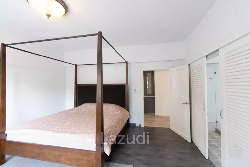 ROYAL PRINCESS : Luxurious 4 Bed  Beachfront condo