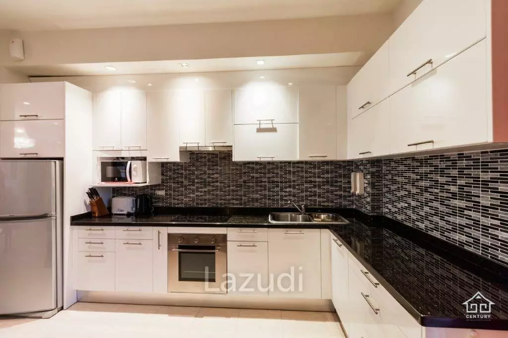 BLUE LAGOON : Immaculately presented 2nd floor 2 bed condo overlooking large swimming pool lagoon.