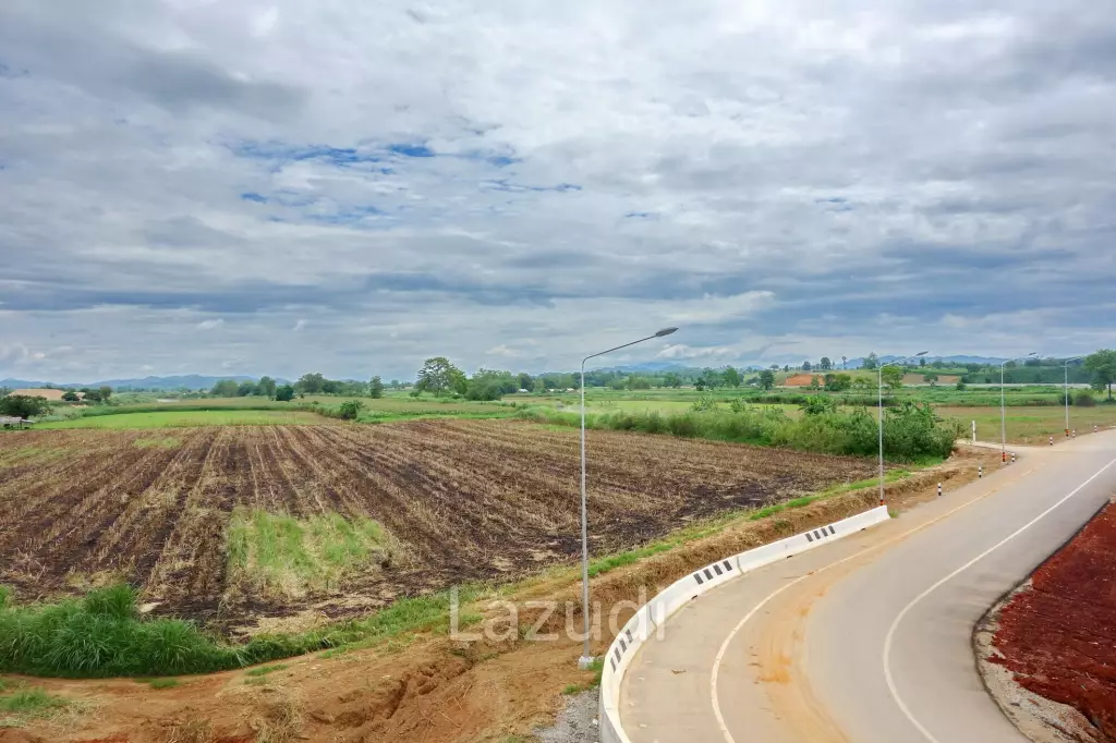 ขายที่ดินขนาดใหญ่ติดบายพาสเส้นก่อน ม. แม่ฟ้าหลวงตัดใหม่ไป เชียงแสน เชียงราย