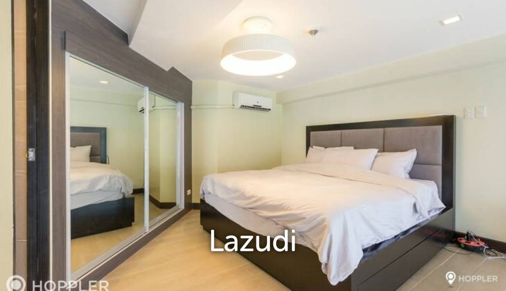 1BR Condo for Sale in One Central, Salcedo Village, Makati - RS3234481