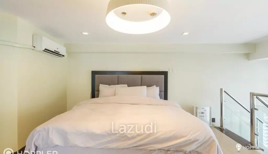1BR Condo for Sale in One Central, Salcedo Village, Makati - RS3234481