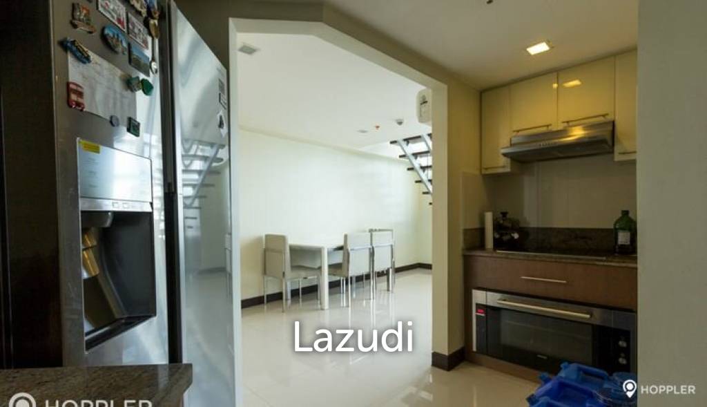 1BR Condo for Sale in One Central, Salcedo Village, Makati - RS3234481