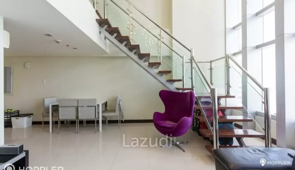 1BR Condo for Sale in One Central, Salcedo Village, Makati - RS3234481