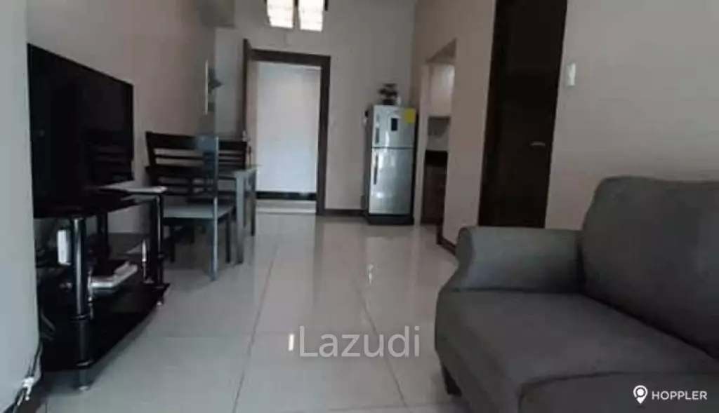 1BR Condo for Sale in 8 Forbes Town Road, BGC - Bonifacio Global City, Taguig - RS4041781