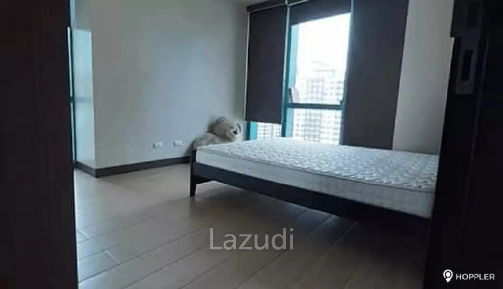 1BR Condo for Sale in 8 Forbes Town Road, BGC - Bonifacio Global City, Taguig - RS4041781