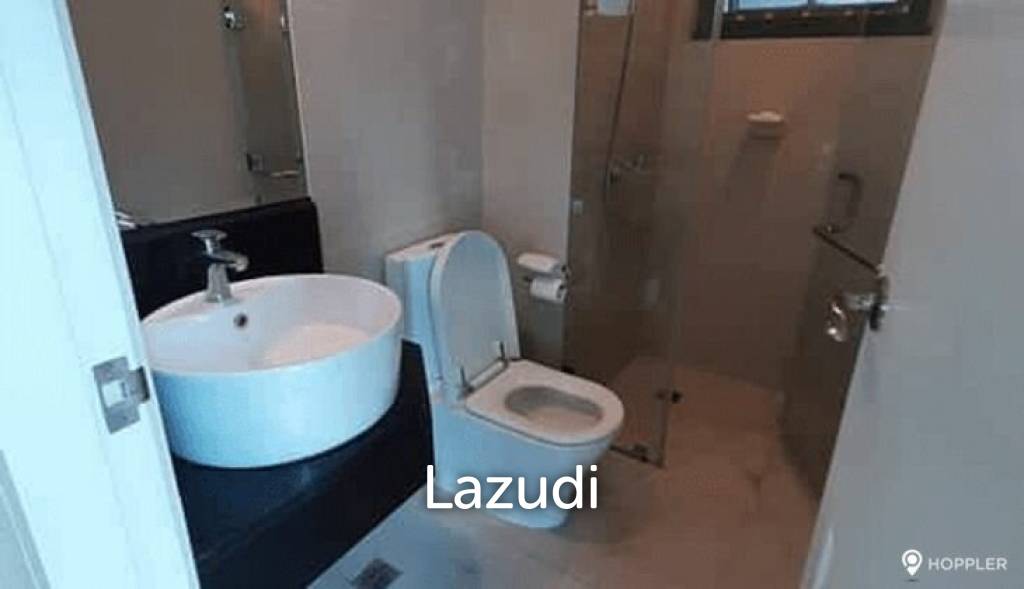 1BR Condo for Sale in 8 Forbes Town Road, BGC - Bonifacio Global City, Taguig - RS4041781