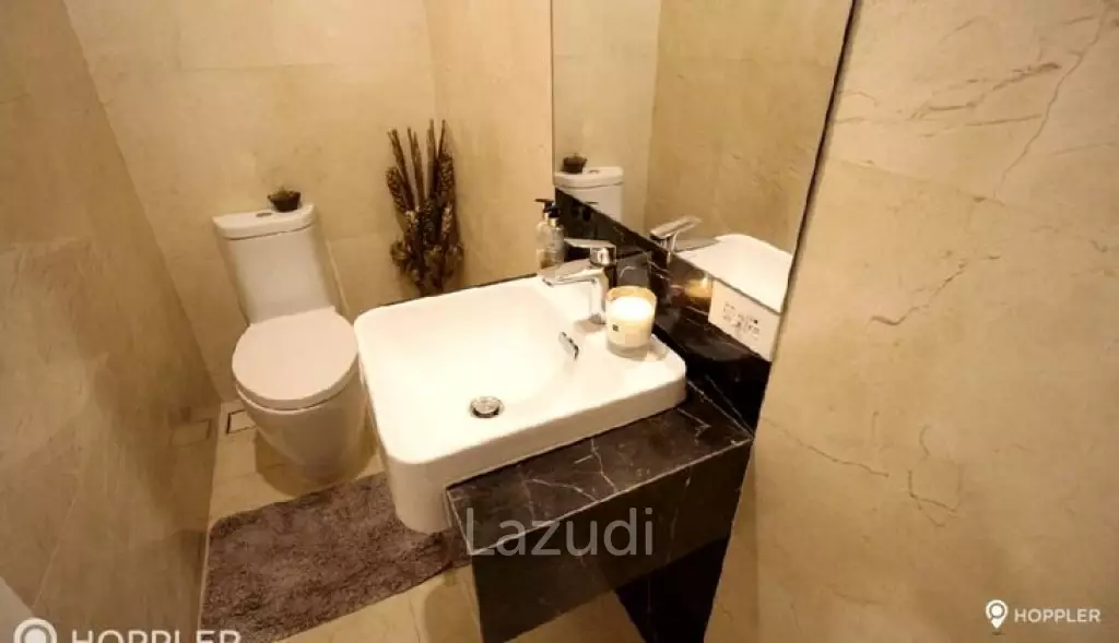 2BR Condo for Sale in Trump Tower Manila, Poblacion, Makati - RS4048581