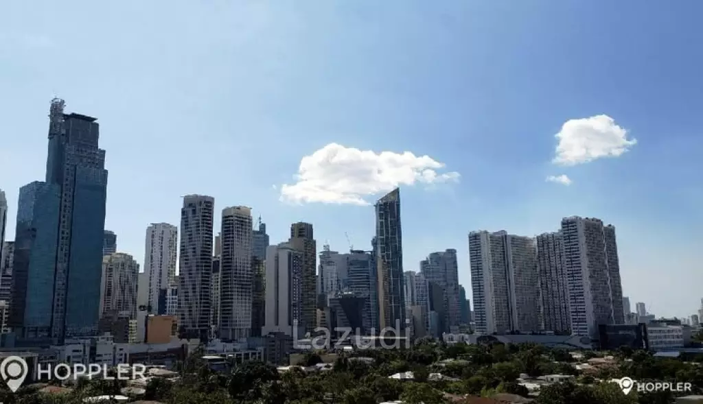 2BR Condo for Sale in Trump Tower Manila, Poblacion, Makati - RS4048581