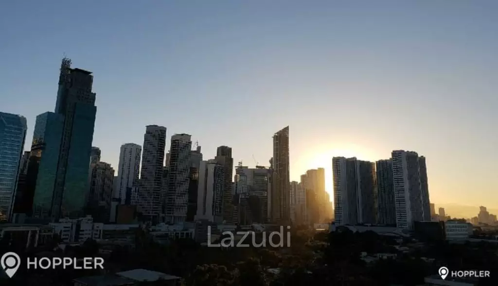 2BR Condo for Sale in Trump Tower Manila, Poblacion, Makati - RS4048581