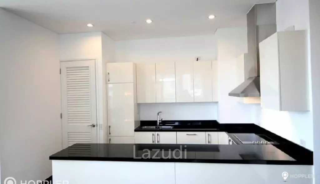 2BR Condo for Sale in Trump Tower Manila, Poblacion, Makati - RS4048581