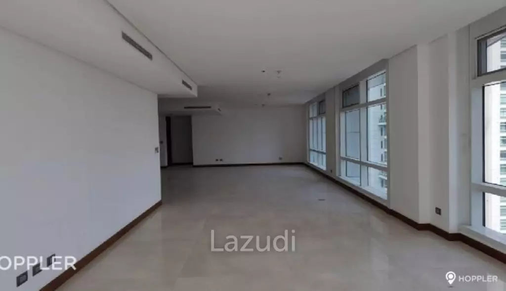3BR Condo for Sale in Two Roxas Triangle, Salcedo Village, Makati - RS4329481
