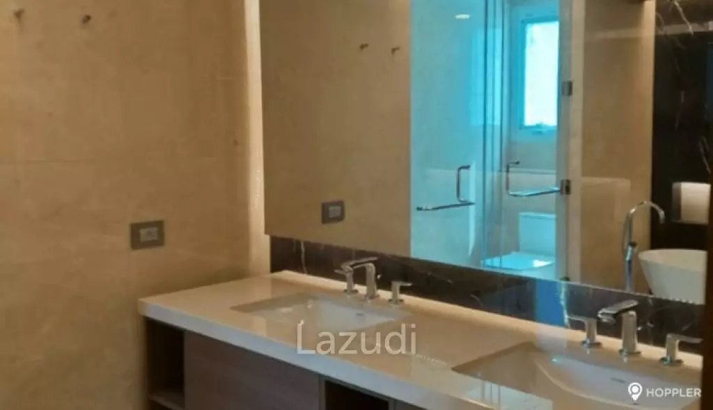 3BR Condo for Sale in Two Roxas Triangle, Salcedo Village, Makati - RS4329481