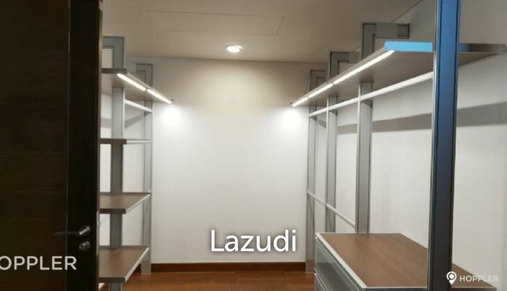 3BR Condo for Sale in Two Roxas Triangle, Salcedo Village, Makati - RS4329481