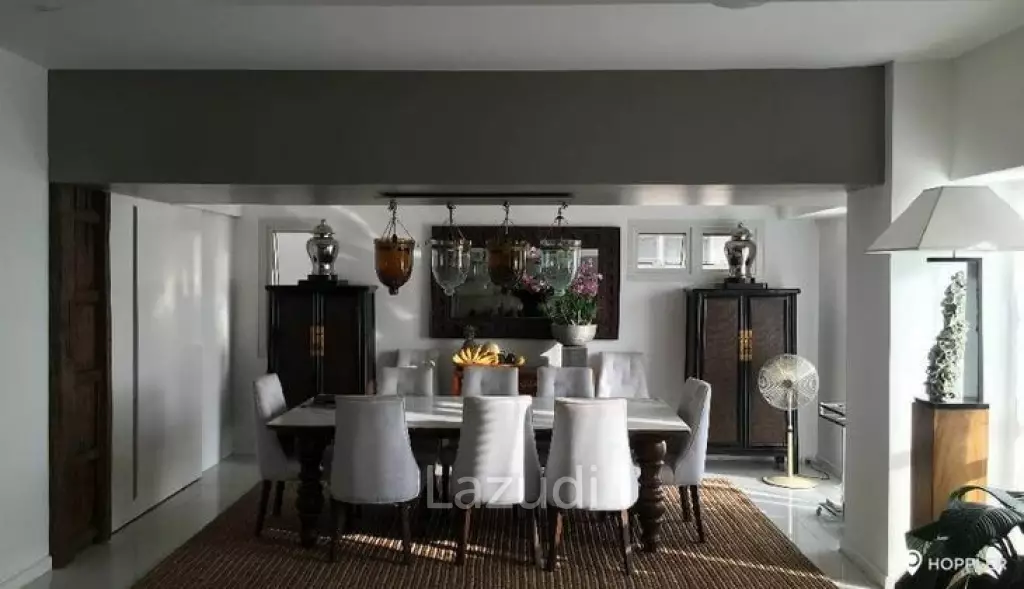 3BR Condo for Sale in Senta, Legazpi Village, Makati - RS2182281