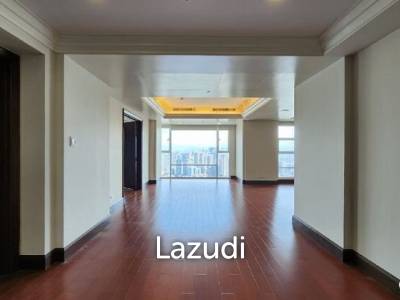 4BR Condo for Sale in Discovery Primea, Urdaneta Village, Makati - RS2001481