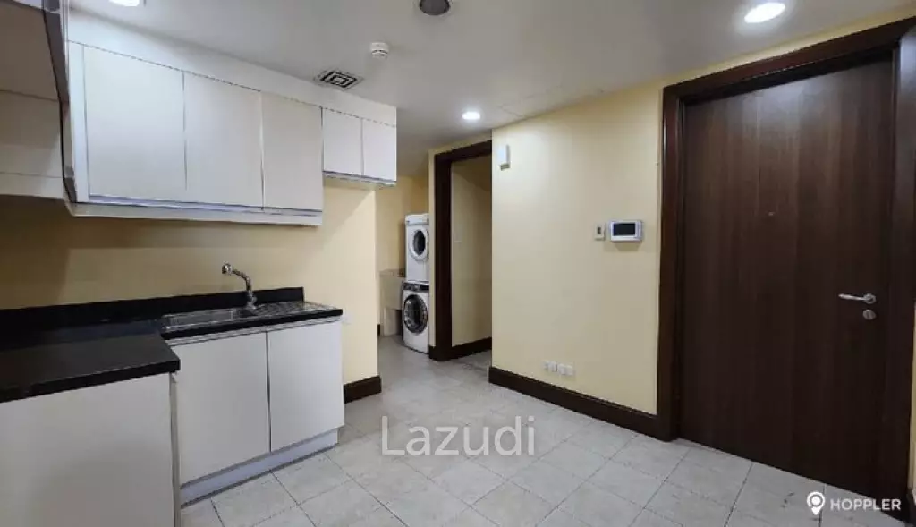 4BR Condo for Sale in Discovery Primea, Urdaneta Village, Makati - RS2001481