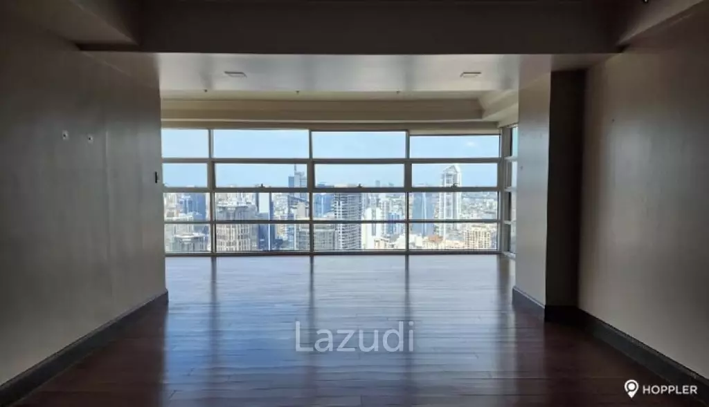 4BR Condo for Sale in Discovery Primea, Urdaneta Village, Makati - RS2001481