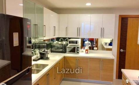 4BR Condo for Sale in Park Terraces, San Lorenzo Village, Makati - RS2097381