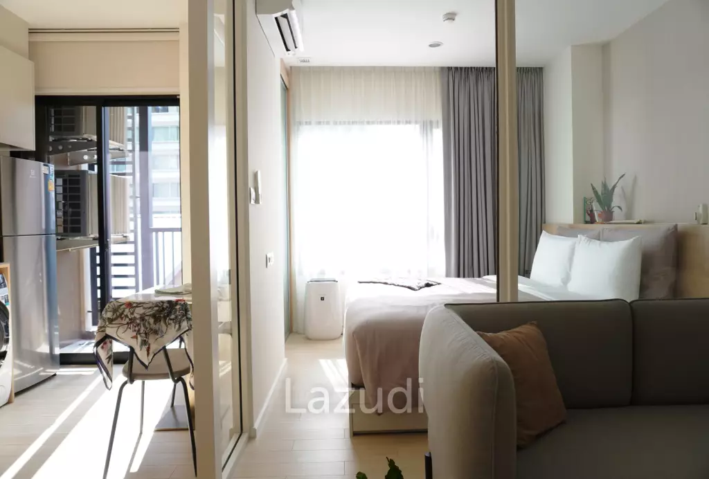 Studio 32 SQ.M Sindhorn Midtown Hotel Bangkok