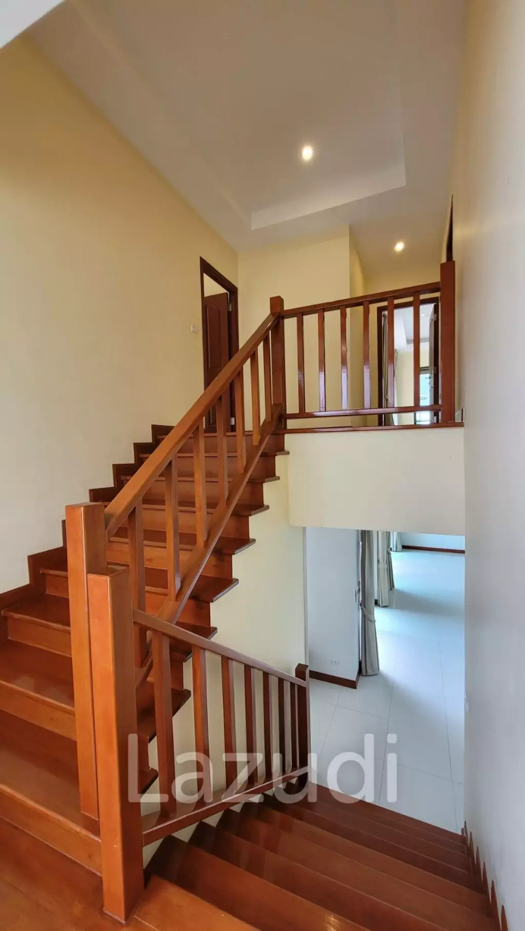 4 Brs Villa for sale