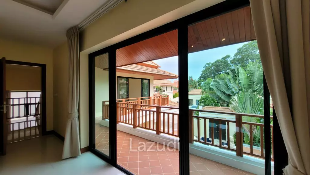 4 Brs Villa for sale