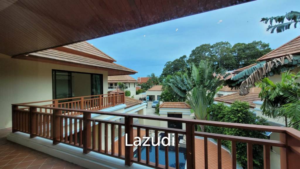 4 Brs Villa for sale