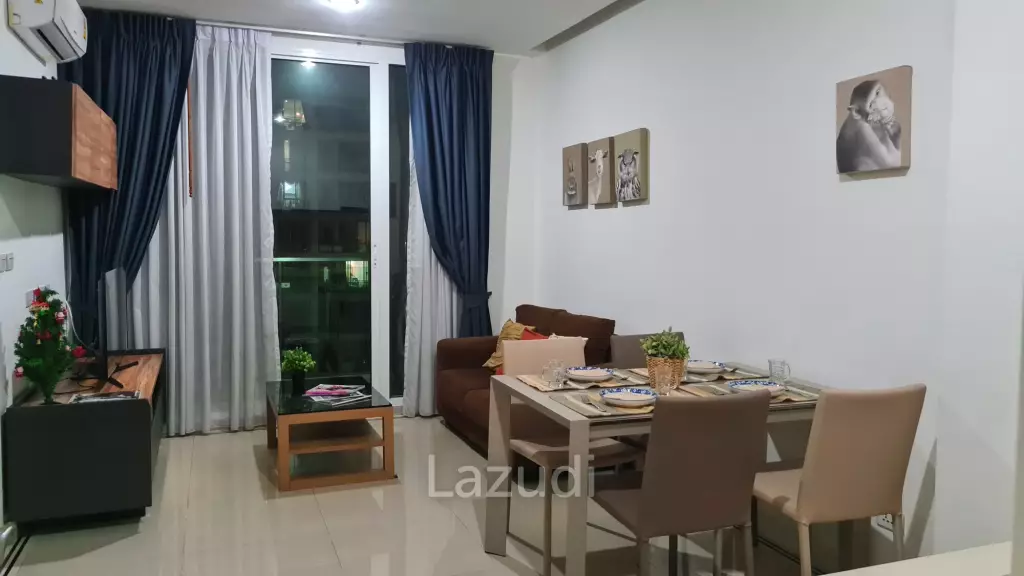 1 Bed 1 Bath 37.97 SQ.M T.C. Green Condominium