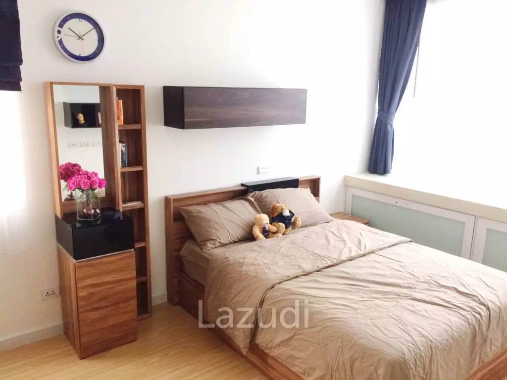 1 Bed 1 Bath 37.97 SQ.M T.C. Green Condominium