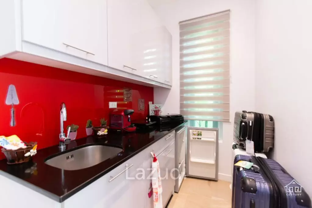 WOODLANDS : Great Value 4 Bed Pool Villa