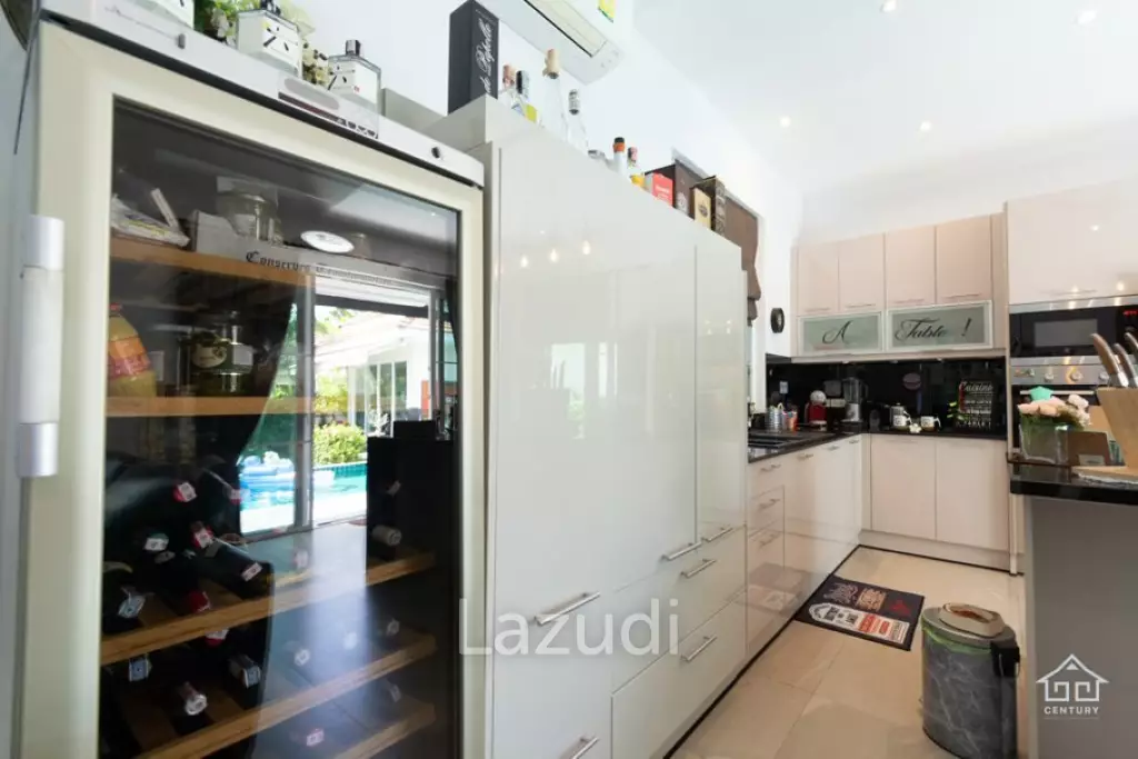 WOODLANDS : Great Value 4 Bed Pool Villa