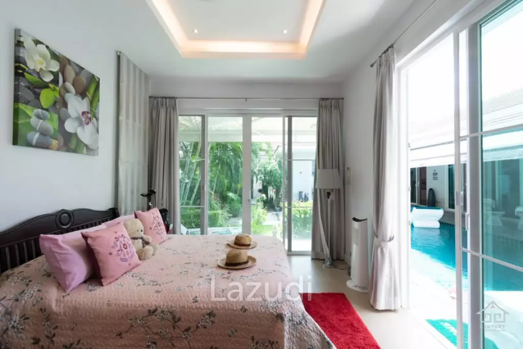 WOODLANDS : Great Value 4 Bed Pool Villa