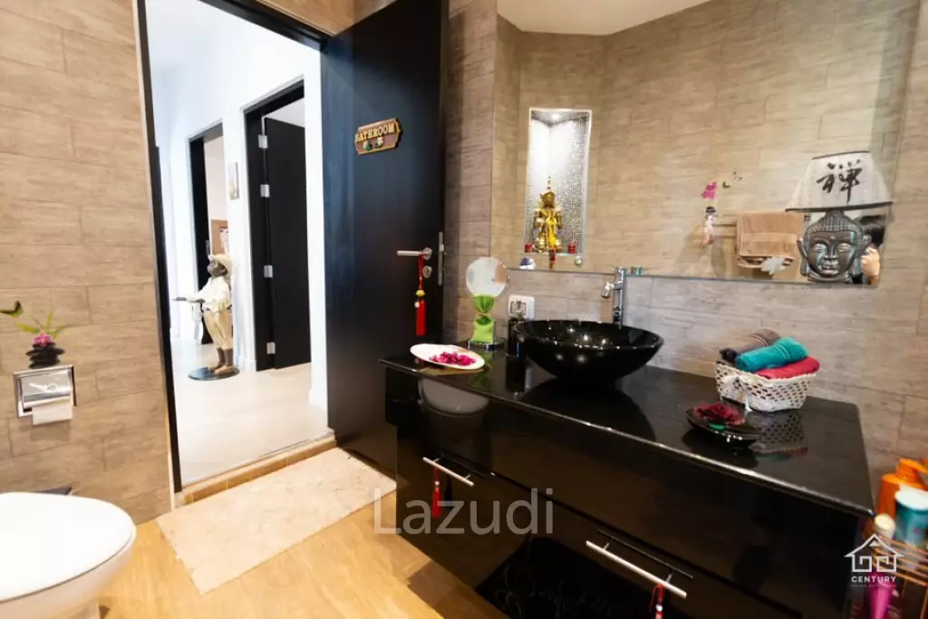WOODLANDS : Great Value 4 Bed Pool Villa