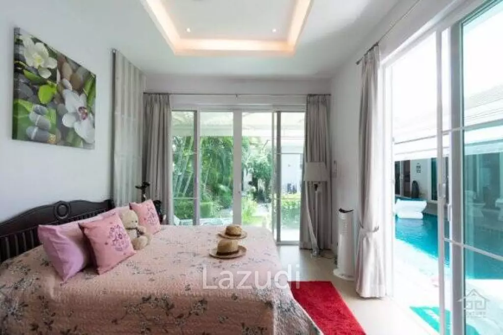 WOODLANDS : Great Value 4 Bed Pool Villa