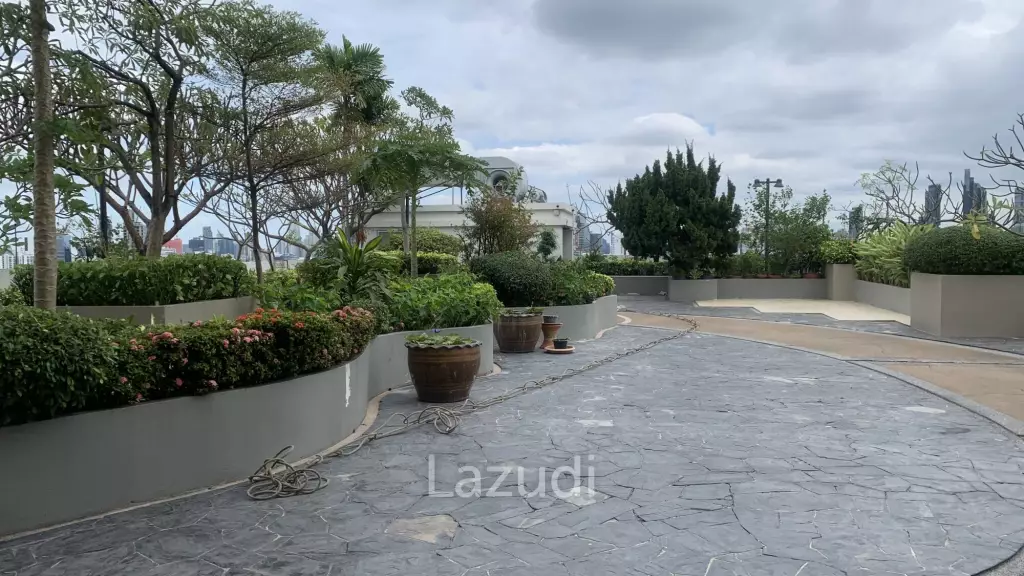 124 Sqm 2 Bed 2 Bath Si Phraya River View Condo For Sale