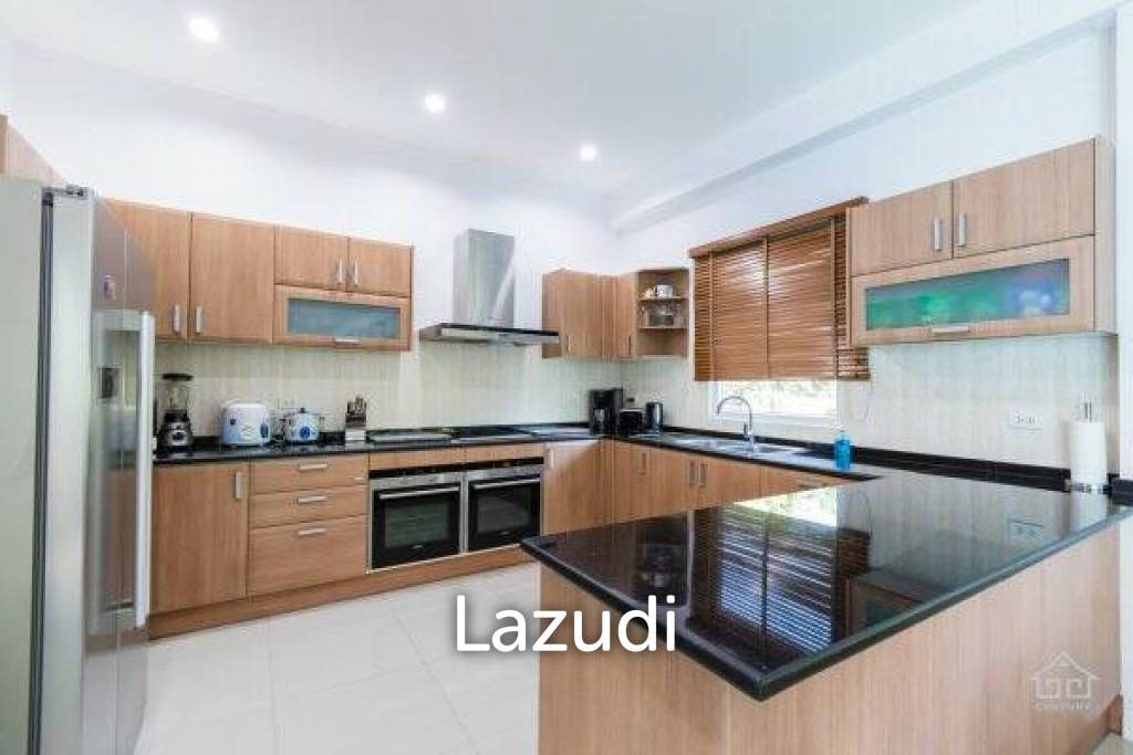 1,200 Sqm 5 Bed 6 Bath Villa For Sale