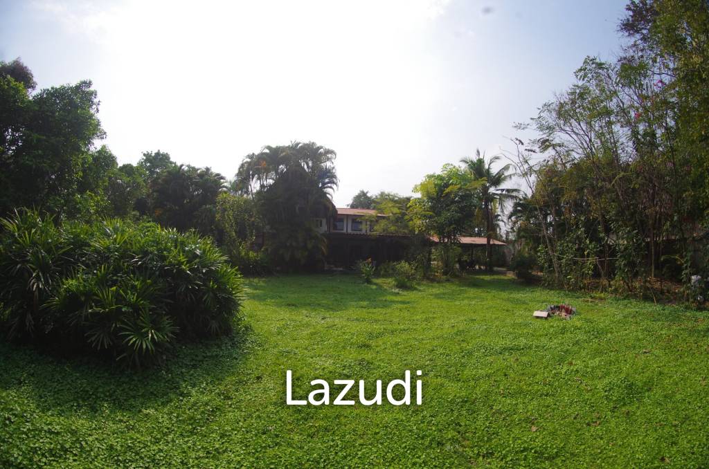 4 Bed 4 Bath House in Chiang Mai For Sale