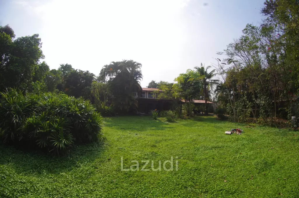 4 Bed 4 Bath House in Chiang Mai For Sale