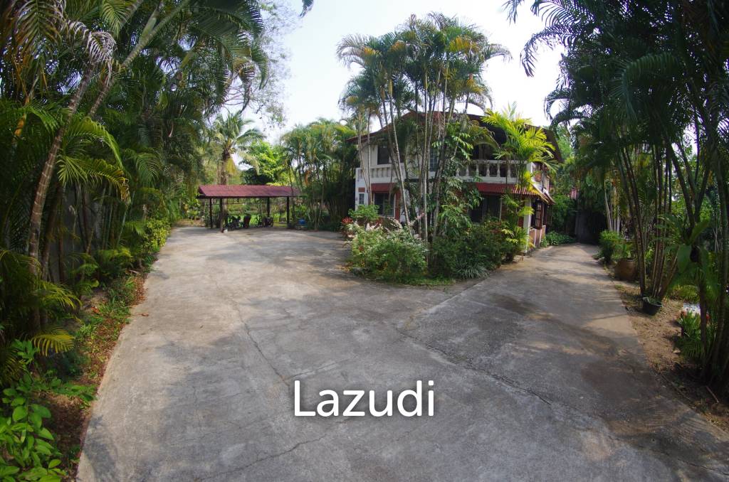 4 Bed 4 Bath House in Chiang Mai For Sale