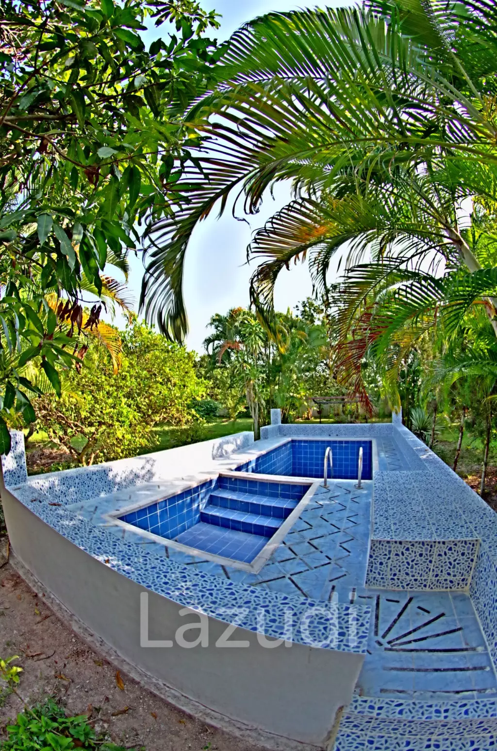 4 Bed 4 Bath House in Chiang Mai For Sale
