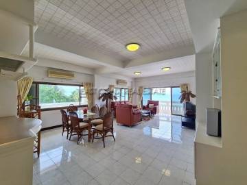Baan Chai Nam Condo in Pratumnak Hill