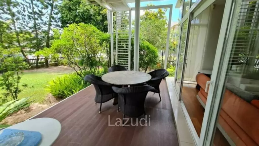 Chic Ocean View Villa in Bang Lamung Chonburi
