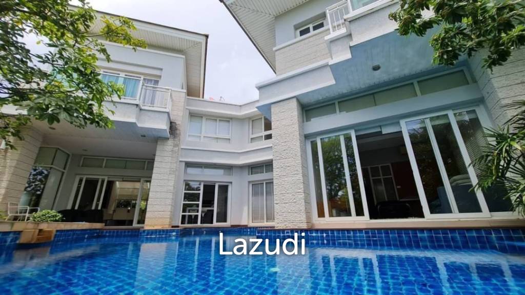 Chic Ocean View Villa in Bang Lamung Chonburi